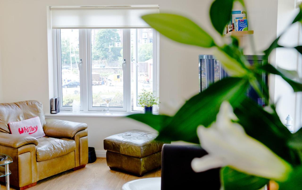 Watermark Apartments Вітбі Номер фото