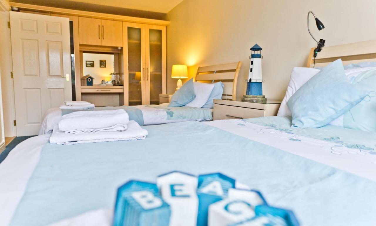 Watermark Apartments Вітбі Номер фото