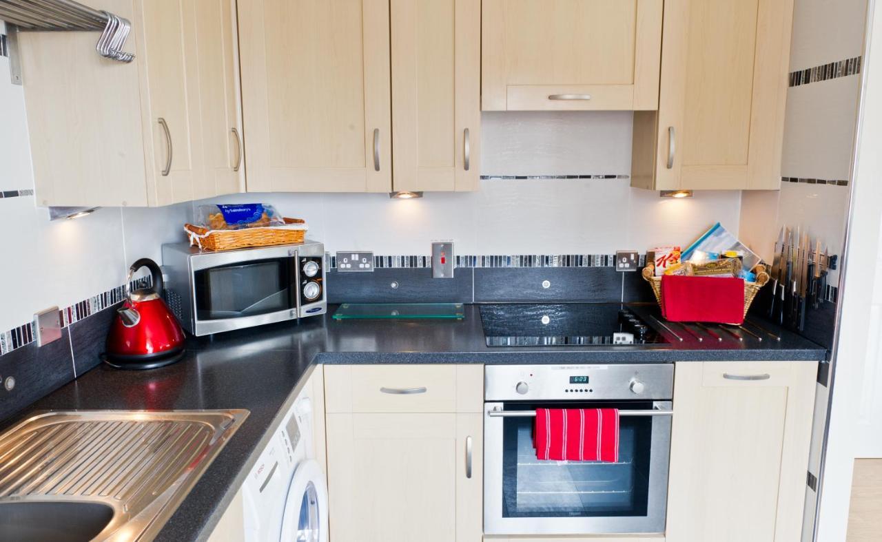 Watermark Apartments Вітбі Номер фото